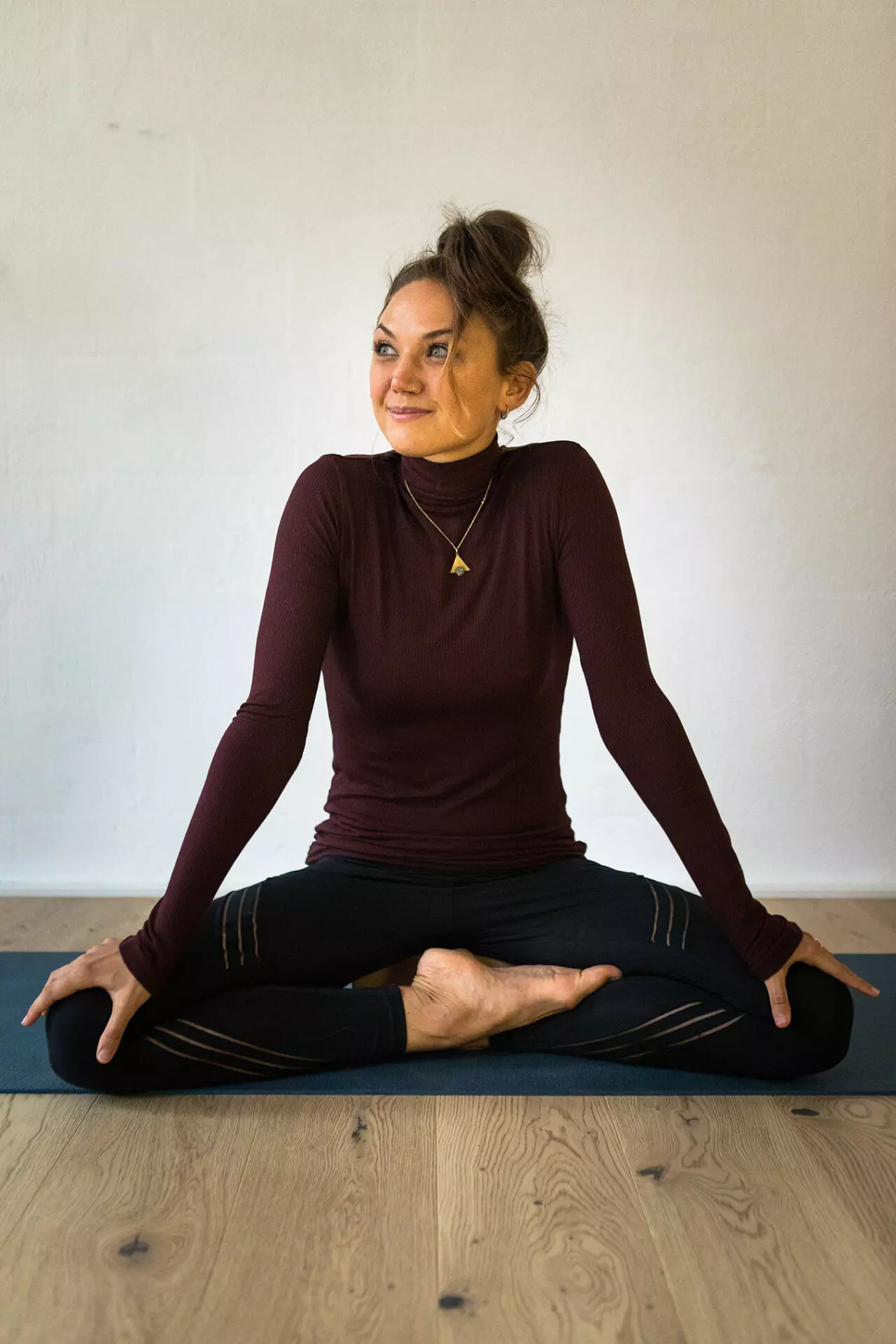 Dr. med. Sabeth Glasmeyer   Ärztin Yoga Lehrerin